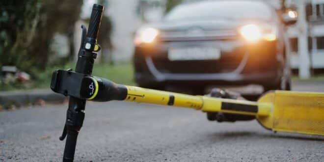 Electric scooter CRASHES into car and just speeds off. Yes – This can happen to you