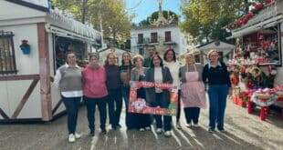 Festive sparkle lights up Mijas Pueblo with Christmas market opening