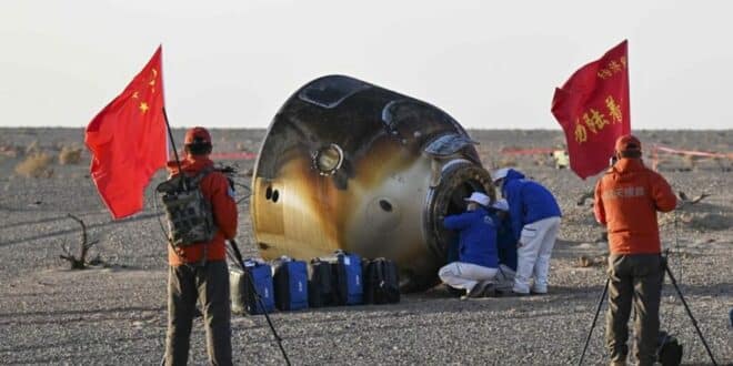 Chinese astronauts left stranded after space debris smashes return craft