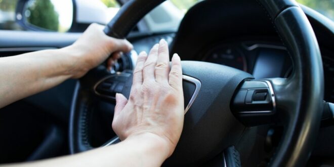 Beep at your mate? You could get fined: DGT cracks down on horn use across Spain