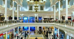 Opportunistic thief used April blackout to steal 2,200 items of jewellery worth €1m from Madrid shop