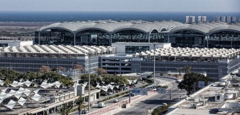 British expat arrested at Costa Blanca airport and faces extradition for scamming £180k out of UK clients