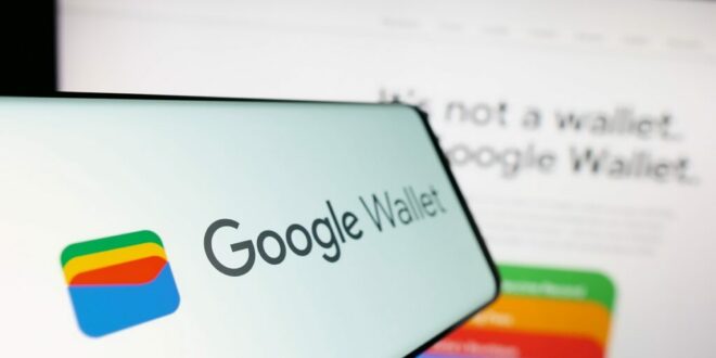 Flying soon? Google Wallet has a new trick to calm your airport nerves