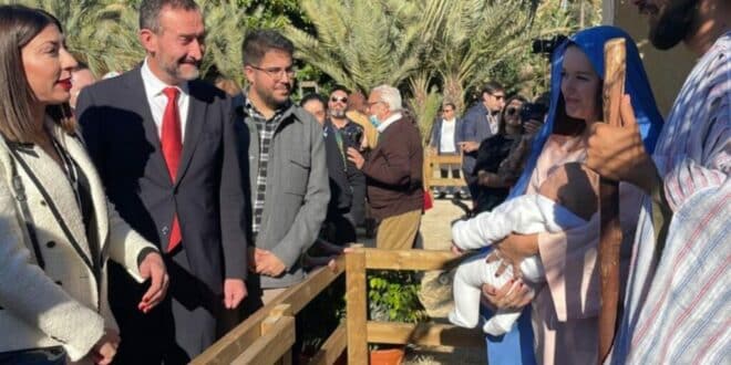 Elche prepares for the return of its living nativity scene