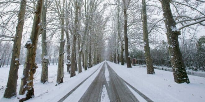 DGT issues snowfall warning for drivers: What to know before heading out for Christmas