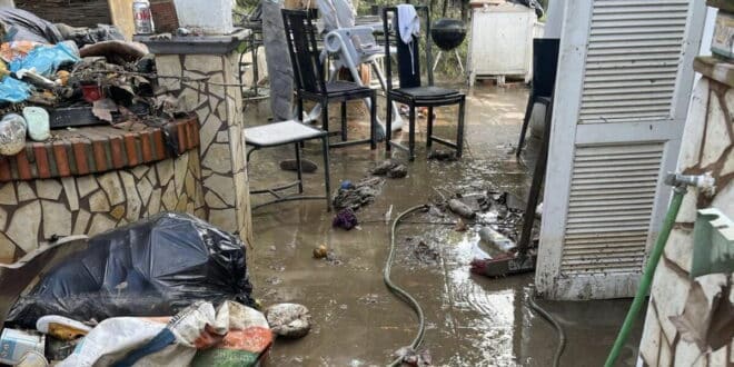 Community pub rallies to rescue of family home devastated by flood in Manilva