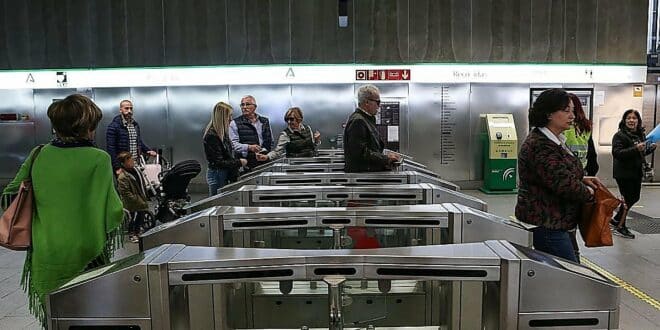 Andalucía's regional government to spend 28.9 million euros for 20% public transport discount in 2026