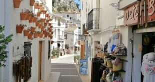 Tourists visiting popular Costa Blanca area are swindled over donations to bogus charities