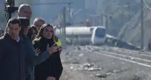 9, Adamuz train crash 2026: King and Queen visit Adamuz crash site: 'A country’s strength is measured by its response to emergencies'