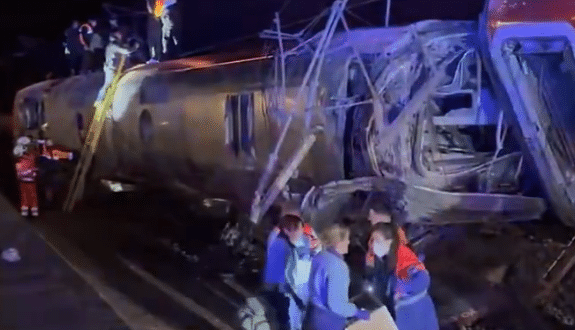 BREAKING: At least five dead after two high-speed trains derail in southern Spain