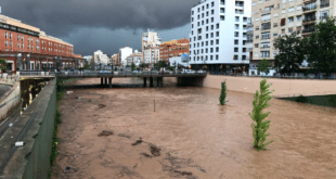 Storm Leonardo hits Andalucía: Thousands evacuated and rail services halted