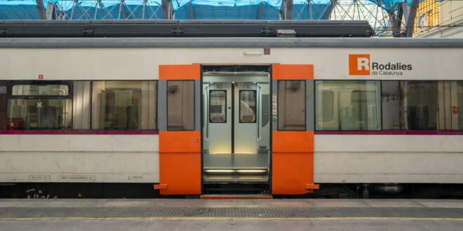 Traffic on Barcelona’s Rodalies commuter rail network collapses