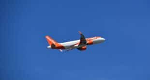 EasyJet boss slams ‘lunatic’ EU plan to hand air passengers extra cabin bags for FREE