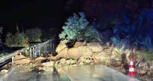 Landslide brings Ojen-Marbella road to a halt as weather chaos continues