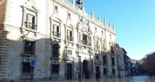 Sentences reduced for two police officers charged with injuring a pensioner in Almuñécar
