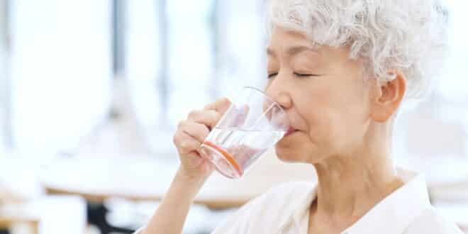 The surprising health benefits of drinking hot water every day