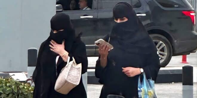 Burkas and niqabs banned in council buildings in two Malaga-area towns – Alhaurin el Grande & Rincon de la Victoria