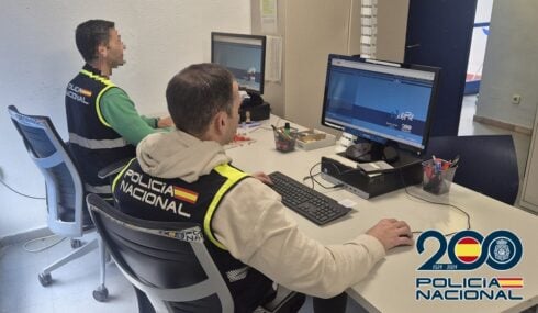 Pensioner, 74, jumps from second-floor window in Marbella to escape woman who chopped off his fingertip over €200 drug debt