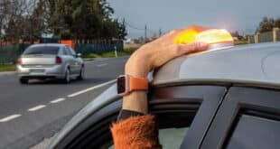 DGT withdraws approval for 5 more V16 beacons causing driver concerns across Spain