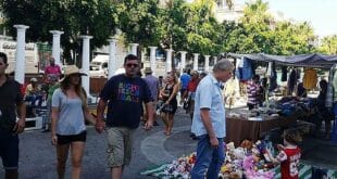 Almuñécar to suspend Sunday street market during Holy Week