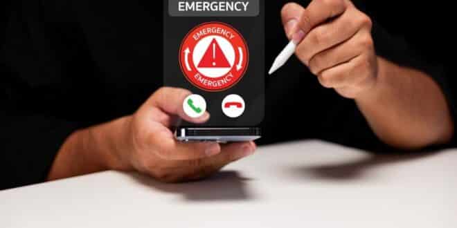The 5 things you should always keep on your phone in case of emergency