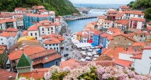 These 8 small towns in Spain look so beautiful people think they are fake