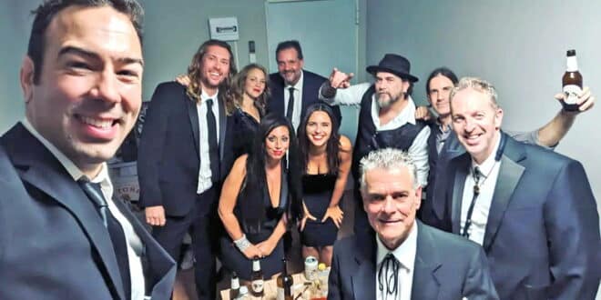 Saviours of Soul, Midnight Hour return to Salón Varietés with their high-energy, dance-all-night Commitments show