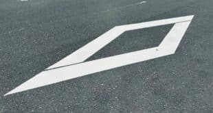 Drivers in Spain are seeing this white diamond and many do not know it can cost €200