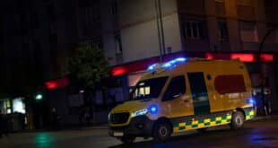 Man run over during proposal at illegal car meet: 36-year-old hospitalized with head injuries