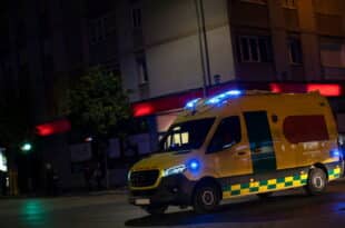 Man run over during proposal at illegal car meet: 36-year-old hospitalized with head injuries