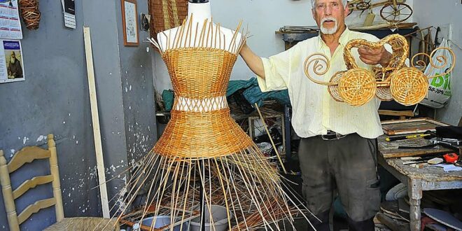 The weaver from Granada's Alpujarra commissioned to make a wicker dress
