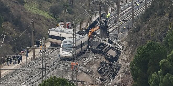 Spanish police report: Adamuz rail tracks broke day before fatal crash