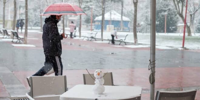 Yellow alerts active for Sunday: Which Spanish provinces face heavy snow and 5cm accumulations