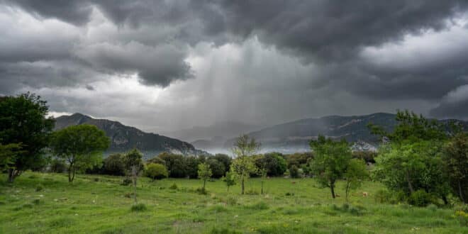 Yellow alert in Spain: The 4 PM ‘storm window’ that could bring hail and 80km/h winds today