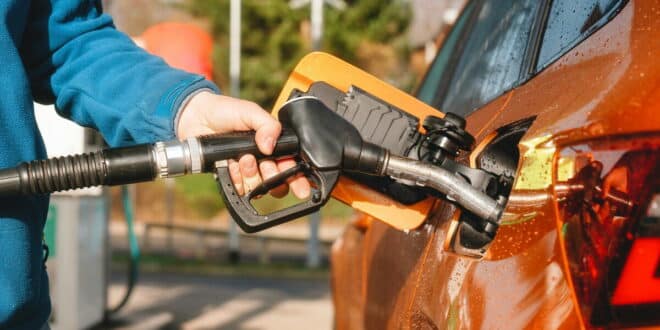 Petrol strike cancelled: Spanish unions reach a 2026 pay deal to stop fuel closures