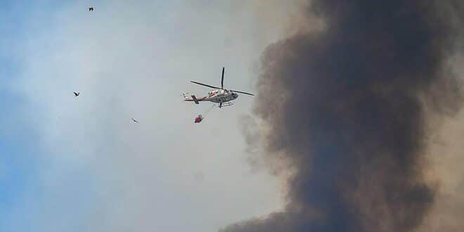 Huelva wildfire mobilises 400 personnel and 25 aircraft