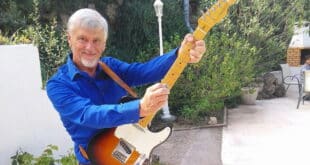 Join Rocking Johnny to party at Duquesa port for APRONA