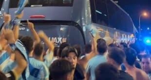 Malaga CF fans stage late-night airport reception after Las Palmas play-off win