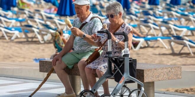 Yellow heat alerts activate on Tuesday for the Costa del Sol, Murcia and Costa Blanca