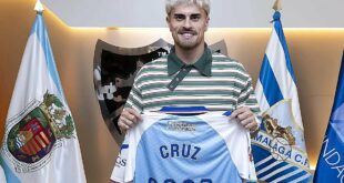Malaga CF re-sign winger Juan Cruz on loan with option to buy