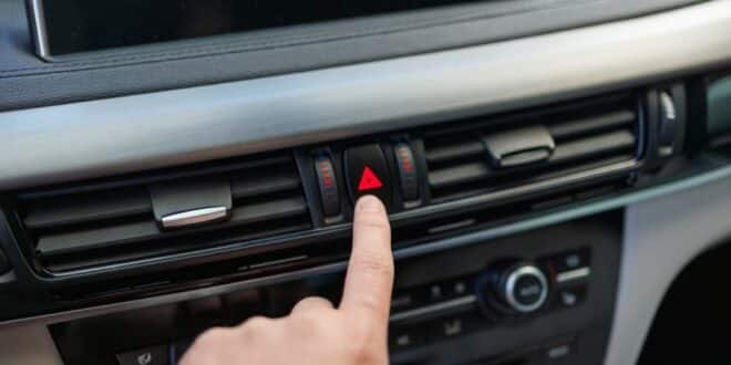 Using your hazard lights like this in Spain could cost you a €200 fine