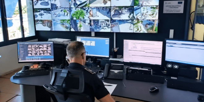 Estepona traffic cameras set to pass 400 as police car scans every plate it meets