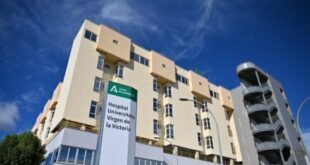 Woman dresses up as doctor to steal from a Malaga hospital