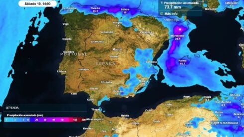 Extreme heat alerts in place as summer-like temperatures continue – but Atlantic trough to bring heavy midweek rainfall across Spain