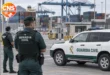 Guardia Civil vehicle near containers at Algeciras port