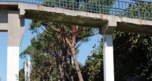 Mijas demands urgent repairs to 17 A-7 footbridges over safety fears