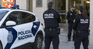Policía Nacional vehicle outside a Valencia courthouse